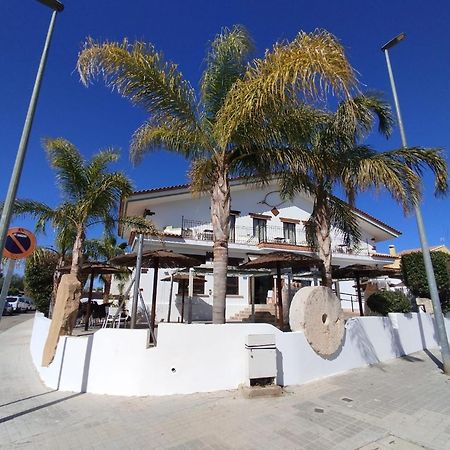 Hostal Espai Mediterrani بويبلا دي فالبونا المظهر الخارجي الصورة