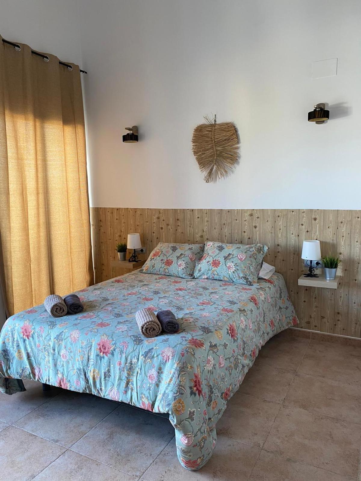 Hostal Espai Mediterrani بويبلا دي فالبونا المظهر الخارجي الصورة