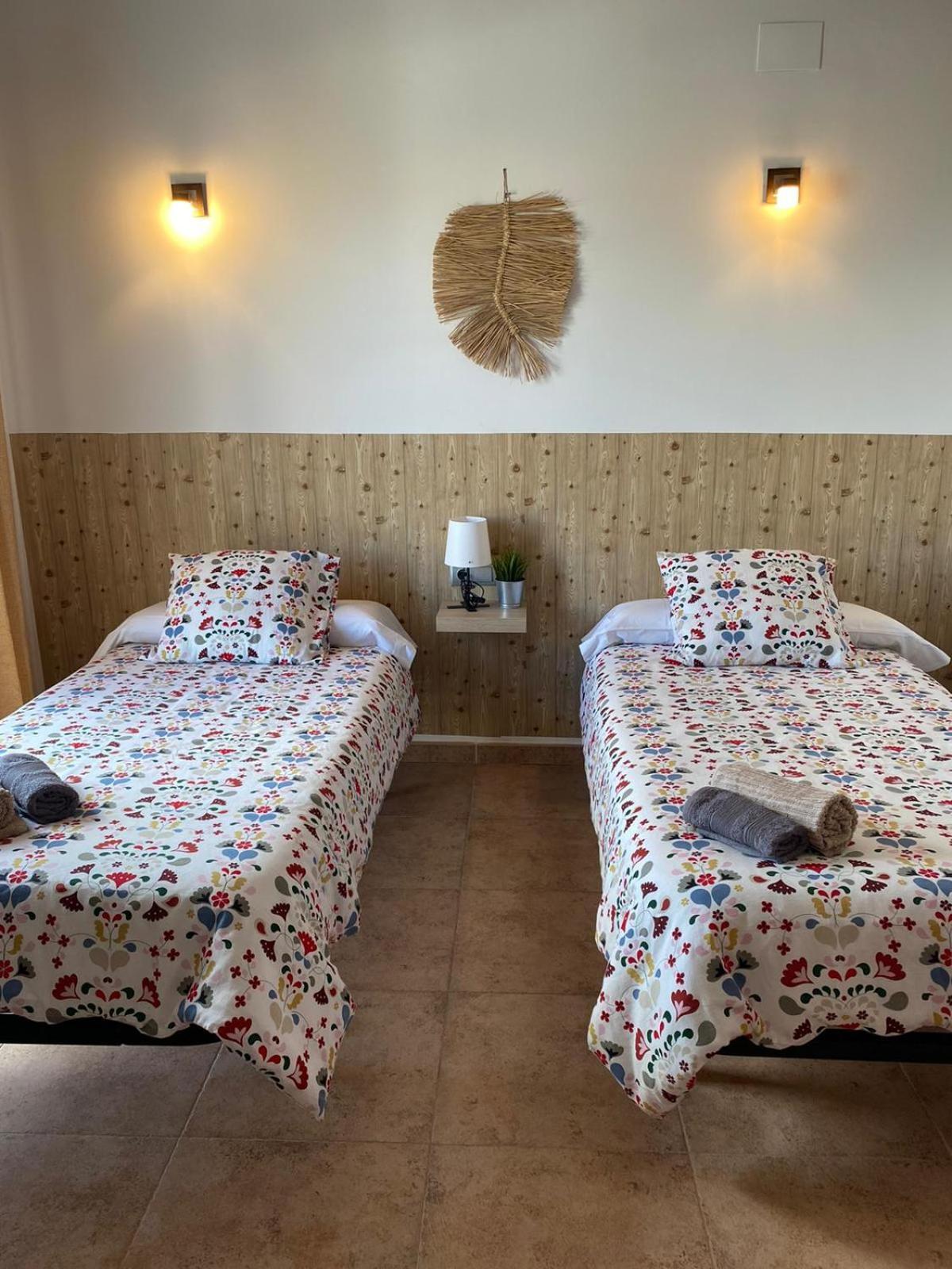 Hostal Espai Mediterrani بويبلا دي فالبونا المظهر الخارجي الصورة